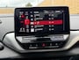 Volkswagen ID.4 Life 77 kWh Warmtepomp | 20 inch velgen | LED verlichting | Navigatiesysteem | Apple CarPlay/Android Auto | Cruise control adaptief | Climate control | Voorstoelen verwarmd | Parkeersensoren voor en achter
