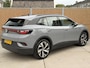 Volkswagen ID.4 Life 77 kWh Warmtepomp | 20 inch velgen | LED verlichting | Navigatiesysteem | Apple CarPlay/Android Auto | Cruise control adaptief | Climate control | Voorstoelen verwarmd | Parkeersensoren voor en achter