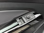 Volkswagen ID.4 Life 77 kWh Warmtepomp | 20 inch velgen | LED verlichting | Navigatiesysteem | Apple CarPlay/Android Auto | Cruise control adaptief | Climate control | Voorstoelen verwarmd | Parkeersensoren voor en achter