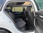 Skoda Octavia Combi 1.0 e-TSI Business Edition Plus Automaat | Panoramadak | Elektrisch verstelbare bestuurdersstoel | Stoel- en stuurverwarming | Uitklapbare trekhaak | LED verlichting | Apple CarPlay/Android Auto | Parkeersensoren voor en achter