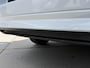 Skoda Octavia Combi 1.0 e-TSI Business Edition Plus Automaat | Panoramadak | Elektrisch verstelbare bestuurdersstoel | Stoel- en stuurverwarming | Uitklapbare trekhaak | LED verlichting | Apple CarPlay/Android Auto | Parkeersensoren voor en achter