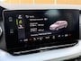 Skoda Octavia Combi 1.0 e-TSI Business Edition Plus Automaat | Panoramadak | Elektrisch verstelbare bestuurdersstoel | Stoel- en stuurverwarming | Uitklapbare trekhaak | LED verlichting | Apple CarPlay/Android Auto | Parkeersensoren voor en achter
