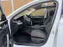 Skoda Octavia Combi 1.0 e-TSI Business Edition Plus Automaat | Panoramadak | Elektrisch verstelbare bestuurdersstoel | Stoel- en stuurverwarming | Uitklapbare trekhaak | LED verlichting | Apple CarPlay/Android Auto | Parkeersensoren voor en achter
