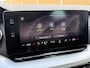 Skoda Octavia Combi 1.0 e-TSI Business Edition Plus Automaat | Panoramadak | Elektrisch verstelbare bestuurdersstoel | Stoel- en stuurverwarming | Uitklapbare trekhaak | LED verlichting | Apple CarPlay/Android Auto | Parkeersensoren voor en achter