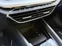 Skoda Octavia Combi 1.0 e-TSI Business Edition Plus Automaat | Panoramadak | Elektrisch verstelbare bestuurdersstoel | Stoel- en stuurverwarming | Uitklapbare trekhaak | LED verlichting | Apple CarPlay/Android Auto | Parkeersensoren voor en achter