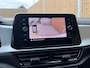 Volkswagen T-Roc 1.0 TSI Life 75 Edition Achteruitrijcamera | LED verlichting | Parkeersensoren voor en achter | Airconditioning | Cruise control adaptief | Apple CarPlay/Android Auto | Rijstrooksensor | DAB ontvanger