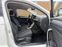 Volkswagen T-Roc 1.0 TSI Life 75 Edition Achteruitrijcamera | LED verlichting | Parkeersensoren voor en achter | Airconditioning | Cruise control adaptief | Apple CarPlay/Android Auto | Rijstrooksensor | DAB ontvanger