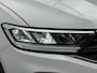 Volkswagen T-Roc 1.0 TSI Life 75 Edition Achteruitrijcamera | LED verlichting | Parkeersensoren voor en achter | Airconditioning | Cruise control adaptief | Apple CarPlay/Android Auto | Rijstrooksensor | DAB ontvanger