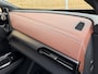 Volkswagen ID.5 Pro 77 kWh Warmtepomp | Trekhaak uitklapbaar | Parkeersensoren voor en achter | Apple CarPlay/Android Auto | LED verlichting | Cruise control adaptief | Rijstrooksensor | DAB ontvanger