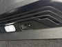Volkswagen ID.5 Pro 77 kWh Warmtepomp | Trekhaak uitklapbaar | Parkeersensoren voor en achter | Apple CarPlay/Android Auto | LED verlichting | Cruise control adaptief | Rijstrooksensor | DAB ontvanger