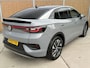 Volkswagen ID.5 Pro 77 kWh Warmtepomp | Trekhaak uitklapbaar | Parkeersensoren voor en achter | Apple CarPlay/Android Auto | LED verlichting | Cruise control adaptief | Rijstrooksensor | DAB ontvanger