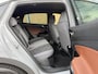 Volkswagen ID.5 Pro 77 kWh Warmtepomp | Trekhaak uitklapbaar | Parkeersensoren voor en achter | Apple CarPlay/Android Auto | LED verlichting | Cruise control adaptief | Rijstrooksensor | DAB ontvanger