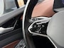 Volkswagen ID.5 Pro 77 kWh Warmtepomp | Trekhaak uitklapbaar | Parkeersensoren voor en achter | Apple CarPlay/Android Auto | LED verlichting | Cruise control adaptief | Rijstrooksensor | DAB ontvanger