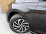 Volkswagen Polo 1.0 TSI Life Navigatiesysteem | Digitale cockpit | Airconditioning | Cruise control adaptief | LED koplampen | Rijstrooksensor | Apple CarPlay/Android Auto | DAB ontvanger