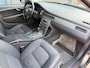 Volvo V70 2.0 Momentum LEER CRUISE CLIMA TREKHAAK NIEUW APK