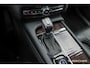 Volvo XC90 2.0 D5 235Pk Aut. | AWD | Inscription | 7-Persoons | Luchtvering | Panoramadak | Bowers&Wilkins | Trekhaak | 20''