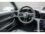 Porsche Taycan Cross Turismo 276Pk | 4WD | Luchtvering | Panoramadak | Warmtepomp | 360° Camera | 21'' | Krijt grijs