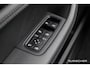 Porsche Taycan Cross Turismo 276Pk | 4WD | Luchtvering | Panoramadak | Warmtepomp | 360° Camera | 21'' | Krijt grijs