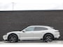 Porsche Taycan Cross Turismo 276Pk | 4WD | Luchtvering | Panoramadak | Warmtepomp | 360° Camera | 21'' | Krijt grijs