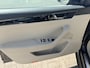 Skoda Superb 1.4 TSI iV PHEV Laurin & Klement | Trekhaak | Standkachel | Stoelventilatie | Pano | Apple/Android | Stoelventilatie