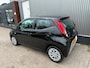 Toyota Aygo 1.0 VVT-i x-play / 1E EIGENAAR / AIRCO / ACHTERUITRIJCAMERA / APPLE CAR PLAY / BLUETOOTH / 5 DEURS / NEDERLANDSE AUTO