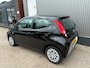 Toyota Aygo 1.0 VVT-i x-play / 1E EIGENAAR / AIRCO / ACHTERUITRIJCAMERA / APPLE CAR PLAY / BLUETOOTH / 5 DEURS / NEDERLANDSE AUTO