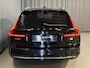 Volvo V90 2.0 T6 Plug-in hybrid AWD Plus Bright 19"/Leder + memory l + r/Stoel + stuurverwarmingAdaptieve cruise/Harman Kardon/Dodehoek/Elektrische klep/Keyless