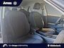 Volkswagen T-Roc Life First Edition 1.5 eTSI 116 PK | Stoelverwarming | Camera | Sensoren voor & achter |