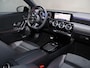 Mercedes-Benz A-klasse 250e Business Solution AMG | Panoramaschuifdak | Premium Plus | Head-up display | Dodehoekassistent |