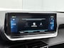 Peugeot e-2008 EV Allure Pack 50 kWh | SOH 92,8% | Automaat | Stoelverwarming | Navigatie | Climate control | Cruise control | Parkeersensoren | Drive mode |
