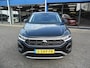 Volkswagen T-Roc 1.0 TSI 110Pk 75 Edition Nav Airco 17"Lmv R-Line Camera Privacyglas Pdc Digi Led Rijklaarprijs