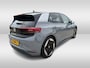 Volkswagen ID.3 First Max 58 kWh / Full option! / Panoramadak / Camera / Head-up / Keyless / 20'' / ACC / Dodehoek / Elektr. stoelen / Massage / Navigatie / Stuurverwarming