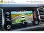 Skoda Kodiaq 1.5 TSI BUSINESS EDITION ORIGINEEL NL KEURIGE SUPERNETTE STAAT !!! ELECTR.TREKHAAK CAMERA NAVI ANDROID-APPLECARPLAY 1/2 LEDER STOEL+VOORRUITVERWARMING ADAPTIEVE CRUISE DODEHOEK PDC V+A FULL LED ENZ...