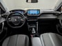 Peugeot e-2008 EV Allure Pack 50 kWh Airco | AppleCarPlay/ Android Auto | Camera | Cruise Control | DAB | LED | LMV 17" | Navi | PDC Achter |