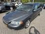 Volvo V70 2.5T Summum 210pk,G3,Apk 14/3/27,Clima,Cruise,Leder,Trekhaak