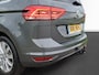 Volkswagen Touran 1.5 TSI Highline / Trekhaak / LED / Panodak