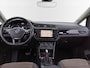 Volkswagen Touran 1.5 TSI Highline / Trekhaak / LED / Panodak