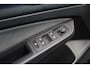 Volkswagen Golf 1.5 eTSI R-Line DSG | Carplay | Camera | Sfeerverlichting | Winter Pakket