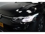 Volkswagen Golf 1.5 eTSI R-Line DSG | Carplay | Camera | Sfeerverlichting | Winter Pakket