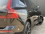 Volvo XC60 2.0 T8 Plug-in hybrid AWD Ultra Black Edition Trekhaak / Panorama dak / Bowers & Wilkins / Stoelverwarming, koeling, massage / Grote accu / 21' / Sportstoelen / memory seats