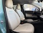 Fiat 600 1.2 Hybrid La Prima Achteruitrijcamera - Apple carplay - Airco - parkeersensoren - Navigatie - Dodehoek detector - Draadloze telefoonoplader - Stoelverwarming - Voorstoelen met massagefunctie - Bluetooth - Cruise control - Keyless start and entry - Led verlichting - Licht metalen velgen 18 inch - Stuur multifunctioneel - Verkeersbord detectie