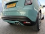 Fiat 600 1.2 Hybrid La Prima Achteruitrijcamera - Apple carplay - Airco - parkeersensoren - Navigatie - Dodehoek detector - Draadloze telefoonoplader - Stoelverwarming - Voorstoelen met massagefunctie - Bluetooth - Cruise control - Keyless start and entry - Led verlichting - Licht metalen velgen 18 inch - Stuur multifunctioneel - Verkeersbord detectie