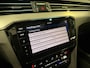 Volkswagen Passat 1.5 TSI R-Line Business + Pano Virtual H&K