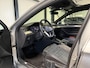 Volkswagen Passat 1.5 TSI R-Line Business + Pano Virtual H&K