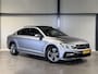 Volkswagen Passat 1.5 TSI R-Line Business + Pano Virtual H&K