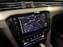 Volkswagen Passat 1.5 TSI R-Line Business + Pano Virtual H&K
