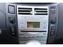 Toyota Yaris 1.0 VVTi + 5Deurs, NL, Stuurbekrachtiging, AIRCO, CV, Boekjes, KEURIGE auto