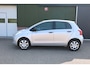 Toyota Yaris 1.0 VVTi + 5Deurs, NL, Stuurbekrachtiging, AIRCO, CV, Boekjes, KEURIGE auto