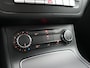 Mercedes-Benz B-klasse 180 123pk Dealer O.H | Trekhaak | Camera | Cruise Control | Led Koplampen | Navigatie | Lederen Sportstoelen | 17"L.M |