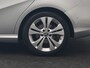 Mercedes-Benz B-klasse 180 123pk Dealer O.H | Trekhaak | Camera | Cruise Control | Led Koplampen | Navigatie | Lederen Sportstoelen | 17"L.M |